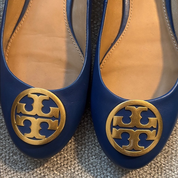 Tory Burch Blue Leather Ballet Flats with Gold Accent - Picture 7 of 8